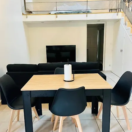 Apartament Individuel Situe A Proche Henri Mondor *